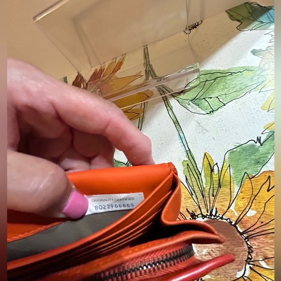 Bottega Veneta Intrecciato Nappa Leather Orange Flap Wallet - Picture 13 of 17